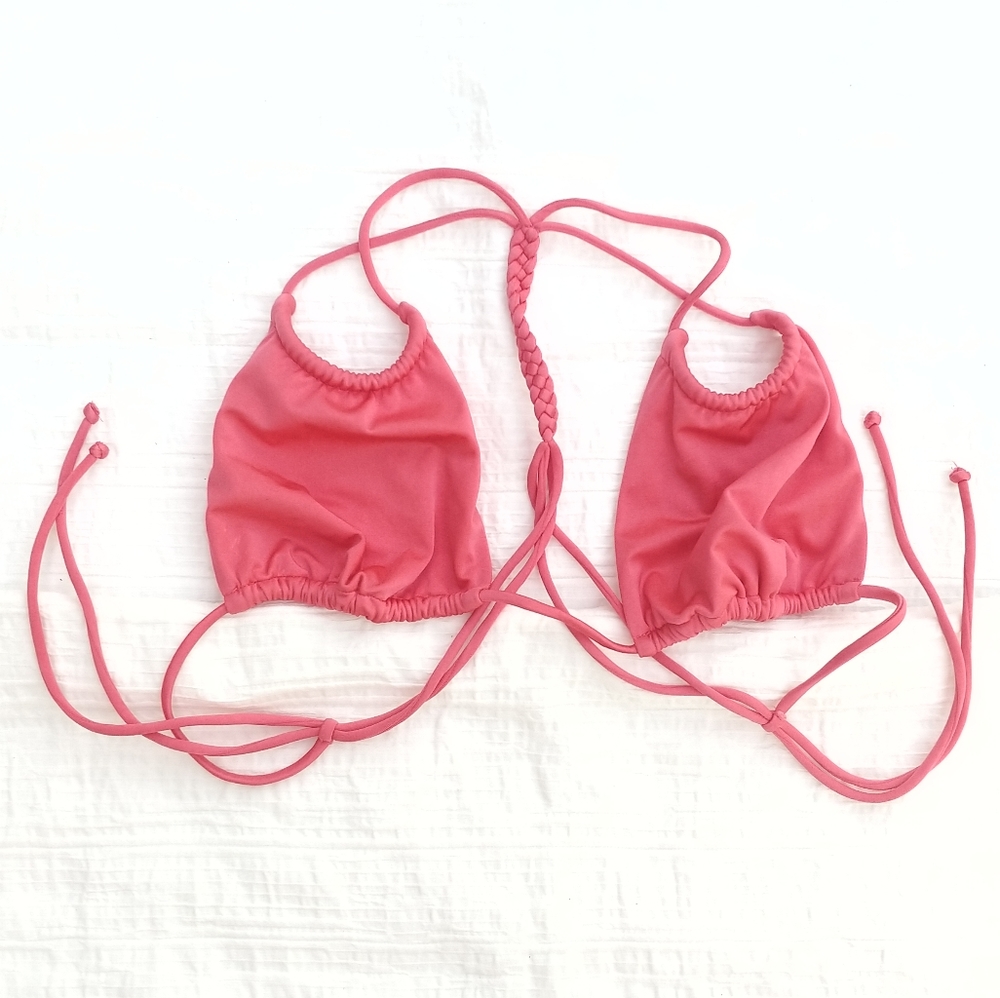 {VS} Bikini Top
